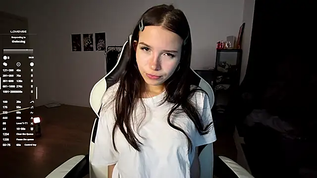 MayAgard online show from October 2025 07:37:01 PM