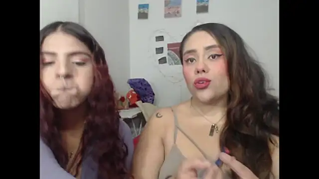 nicky andcamil online show from November 2025 10:52:02 PM