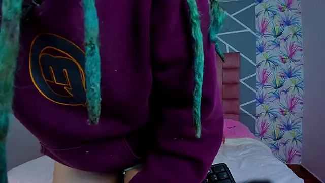 Snapshot of Asaray_T chatting on March 2025 03:29:02 PM Asaray T online show from March 2025 03:29:02 PM