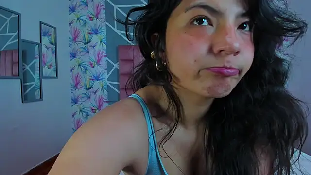 Snapshot of Asaray_T chatting on March 2025 05:57:01 PM Asaray T online show from March 2025 05:57:01 PM