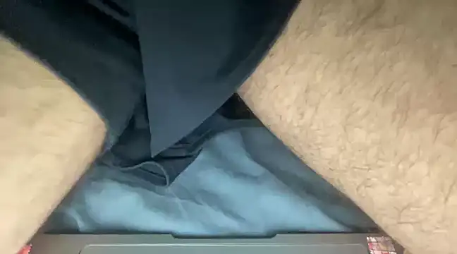 Snapshot of twink69Finger chatting on March 2025 06:43:01 AM twink69Finger online show from March 2025 06:43:01 AM