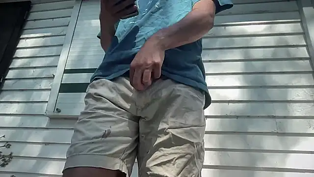 Snapshot of twink69Finger chatting on March 2025 03:54:02 AM twink69Finger online show from March 2025 03:54:02 AM