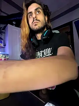 Snapshot of twink69Finger chatting on September 2025 03:37:01 PM twink69Finger online show from September 2025 03:37:01 PM