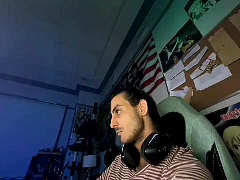 Snapshot of twink69Finger chatting on October 2025 12:07:02 PM twink69Finger online show from October 2025 12:07:02 PM