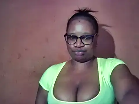 Snapshot of sexyamanda_ chatting on February 2026 05:18:02 PM sexyamanda online show from February 2026 05:18:02 PM
