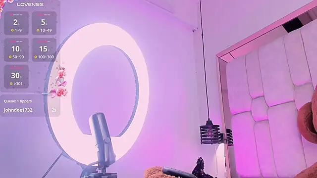 Daia Ortiz online show from October 2025 07:47:02 PM