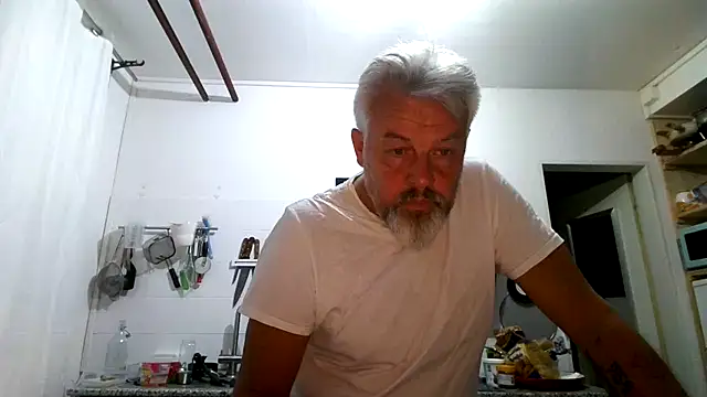 Berg Boy online show from April 2026 09:17:02 PM