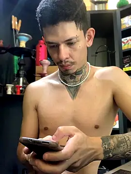 Snapshot of craxybaby chatting on November 2025 12:07:02 PM craxybaby online show from November 2025 12:07:02 PM