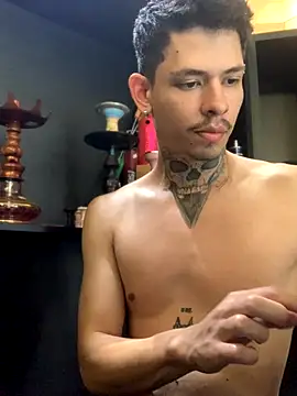 Snapshot of craxybaby chatting on November 2025 01:21:02 PM craxybaby online show from November 2025 01:21:02 PM