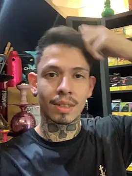 Snapshot of craxybaby chatting on November 2025 06:00:02 PM craxybaby online show from November 2025 06:00:02 PM