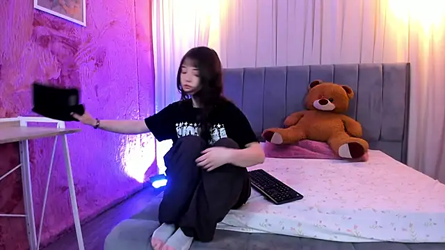 Snapshot of Miyuki_wolf chatting on March 2025 02:02:01 PM Miyuki wolf online show from March 2025 02:02:01 PM