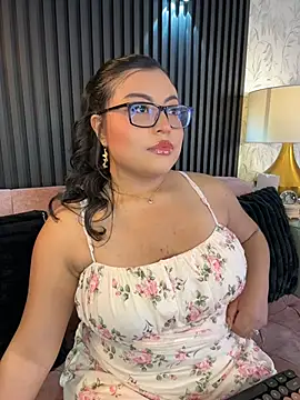 Alexa Madisson online show from May 2026 06:35:01 PM