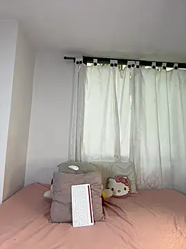 Snapshot of Ivelleee_ chatting on March 2026 04:46:01 PM Ivelleee online show from March 2026 04:46:01 PM