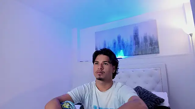 MathewAdams online show from October 2025 06:27:02 PM