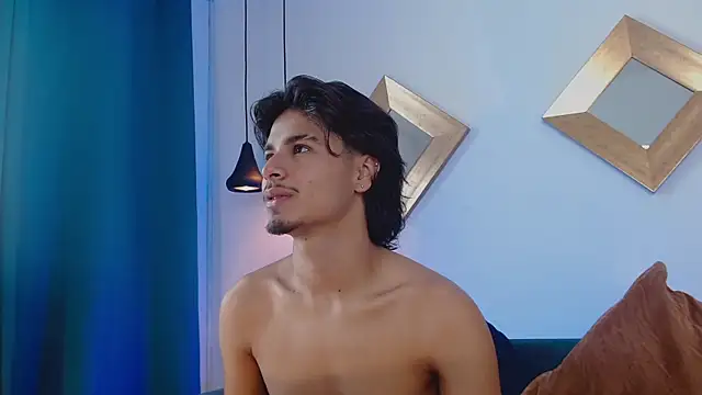 MathewAdams online show from November 2025 06:41:04 PM