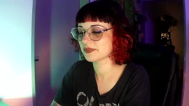 Snapshot of Acid_Girl_Ofc chatting on November 2025 03:50:01 AM Acid Girl Ofc online show from November 2025 03:50:01 AM