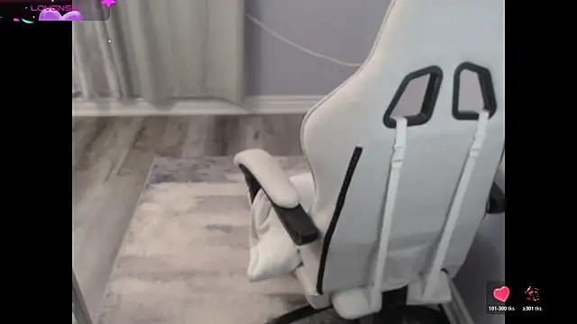 BellaStar84 online show from October 2025 12:49:01 PM