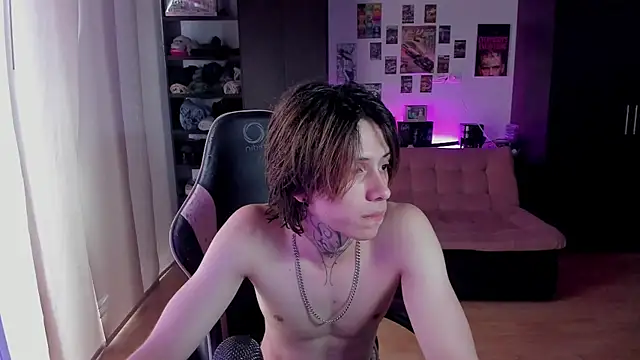 xIce Boy online show from May 2026 09:42:02 PM