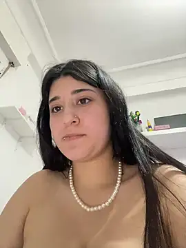 Snapshot of SashaLuss_ chatting on March 2025 08:09:01 PM SashaLuss online show from March 2025 08:09:01 PM