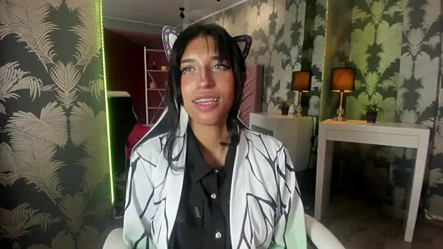 Karin Ks online show from October 2025 07:10:02 PM