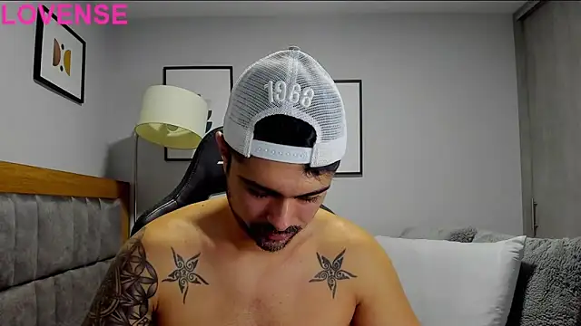 Snapshot of Dante_Storm chatting on October 2025 03:15:01 AM Dante Storm online show from October 2025 03:15:01 AM