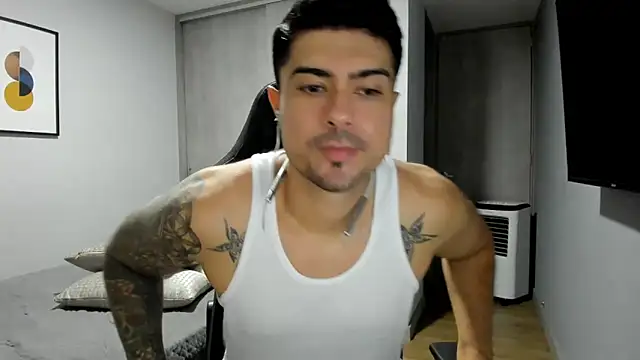 Snapshot of Dante_Storm chatting on October 2025 04:53:01 AM Dante Storm online show from October 2025 04:53:01 AM