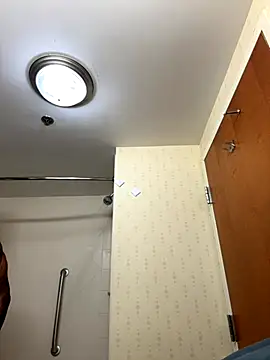 Foxdaguy online show from October 2025 04:01:01 AM