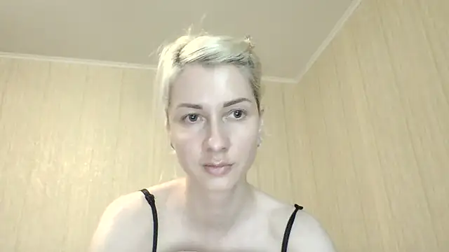 Snapshot of _Black-Panther_ chatting on June 2026 01:39:02 PM Black-Panther online show from June 2026 01:39:02 PM
