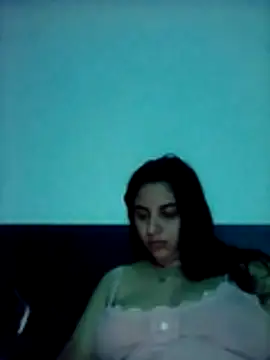 Snapshot of Veramaia chatting on June 2026 11:52:01 PM Veramaia online show from June 2026 11:52:01 PM