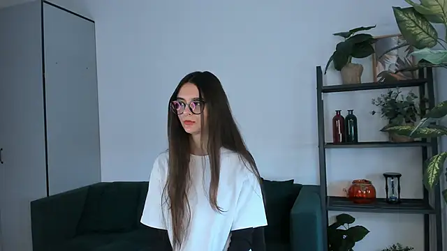 SunnCoote online show from March 2025 09:34:02 AM