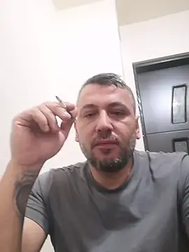 Snapshot of yourflowerpink chatting on November 2025 06:04:02 AM yourflowerpink online show from November 2025 06:04:02 AM