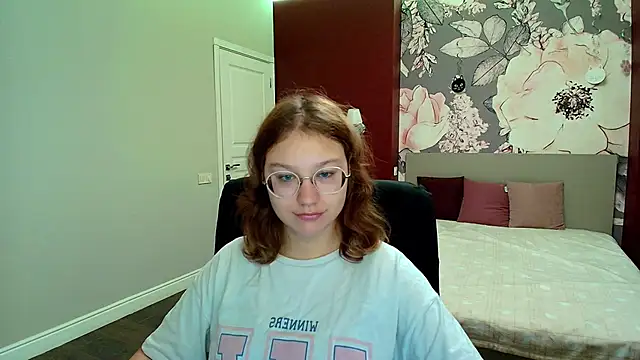 AngelinaLow online show from September 2025 11:26:01 AM