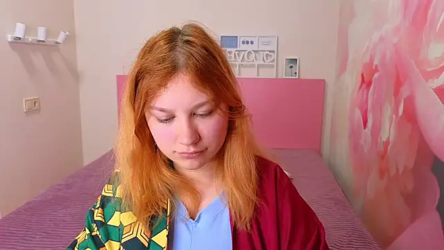AngelinaLow online show from April 2026 01:41:02 PM