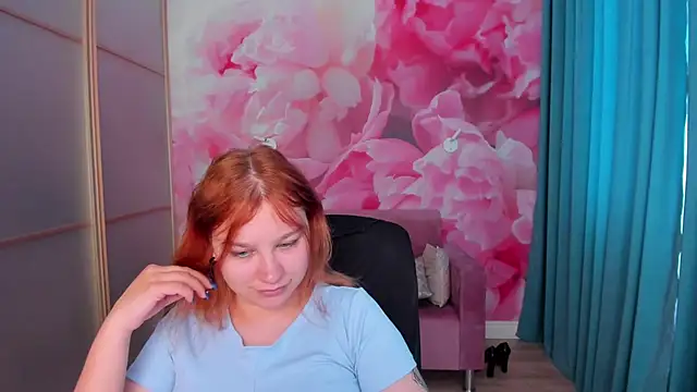 AngelinaLow online show from June 2026 11:24:02 AM