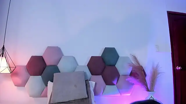 BeckyVidal online show from September 2025 08:45:01 PM