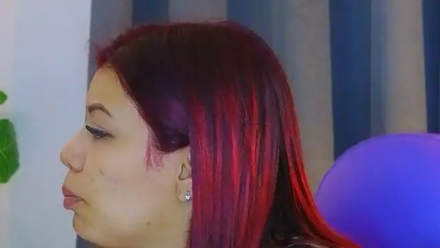 Snapshot of TiffanyWalk chatting on December 2025 11:51:01 AM TiffanyWalk online show from December 2025 11:51:01 AM