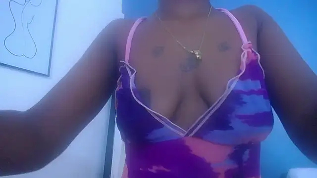 Snapshot of goldenn_ass1 chatting on March 2025 01:02:02 AM goldenn ass1 online show from March 2025 01:02:02 AM
