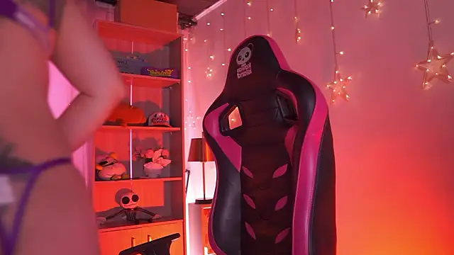 Madison Mayer online show from February 2026 12:56:01 PM