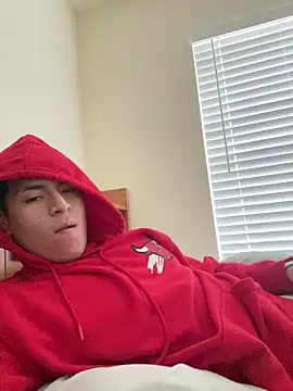 Alanbr2- online show from November 2025 06:51:01 PM