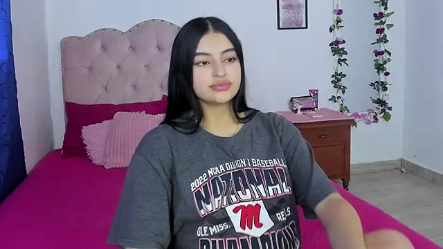 Snapshot of Alii_sweet chatting on October 2025 03:21:01 PM Alii sweet online show from October 2025 03:21:01 PM