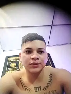 Snapshot of juan_montoyasex chatting on March 2025 06:36:01 PM juan montoyasex online show from March 2025 06:36:01 PM