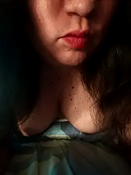 Snapshot of ValentinaBellucci1984 chatting on September 2025 05:41:01 AM ValentinaBellucci1984 online show from September 2025 05:41:01 AM