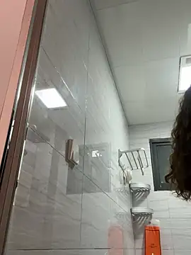 aa520uv online show from February 2026 02:45:01 PM