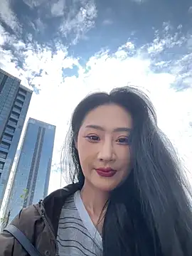 Snapshot of linger-23 chatting on October 2025 06:10:01 AM linger-23 online show from October 2025 06:10:01 AM