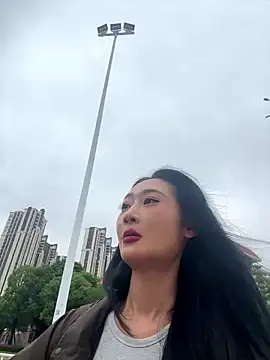 Snapshot of linger-23 chatting on October 2025 07:27:02 AM linger-23 online show from October 2025 07:27:02 AM