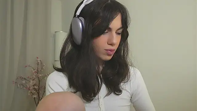 mystica  online show from November 2025 11:32:02 AM