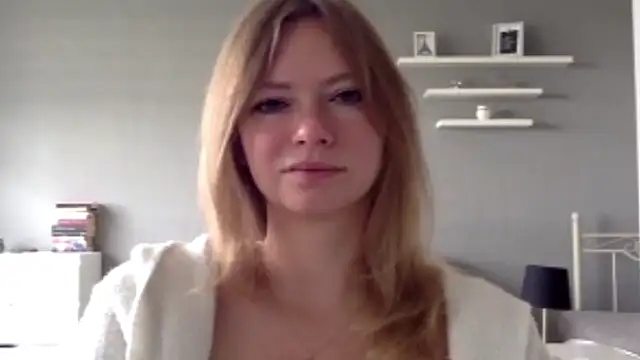 Snapshot of MillieShow chatting on September 2025 06:59:01 AM MillieShow online show from September 2025 06:59:01 AM