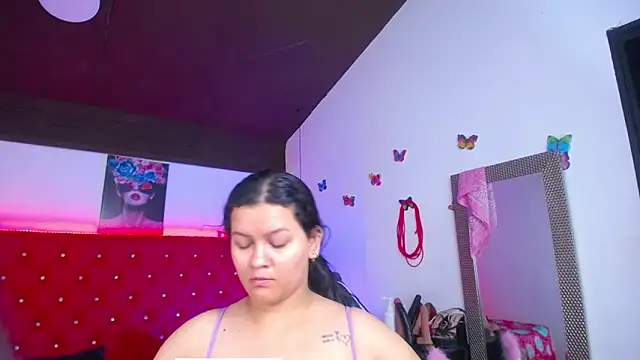 kriss sweetboobs10 online show from November 2025 12:06:01 PM