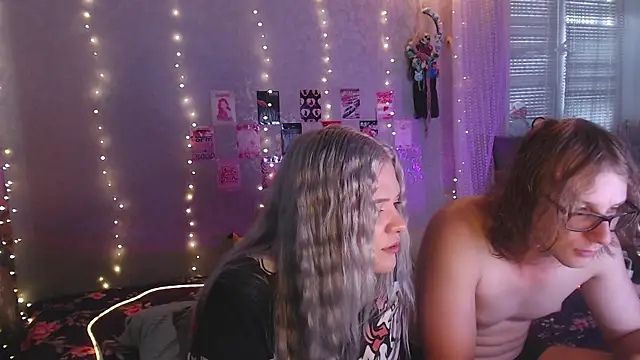 Your Horny Friends online show from August 2026 01:05:01 PM