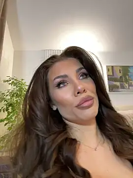 Snapshot of CelineReys chatting on March 2026 06:47:02 PM CelineReys online show from March 2026 06:47:02 PM